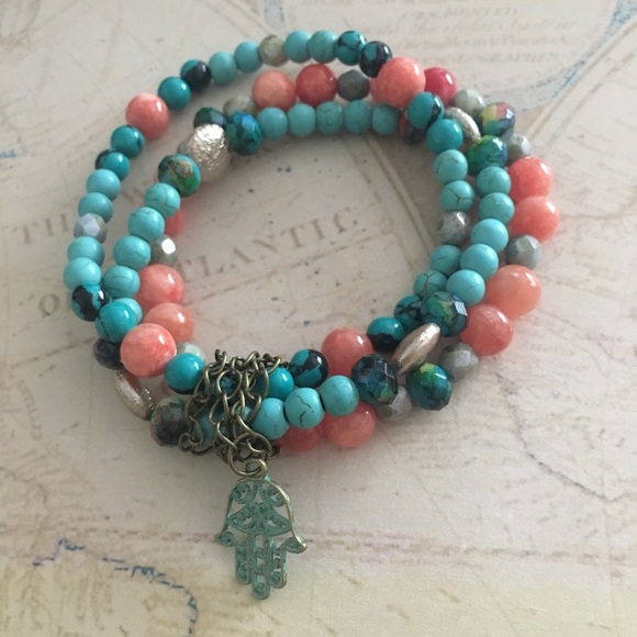 Beaded stretchy Hamsa hand bracelet - Picture 1 of 2
